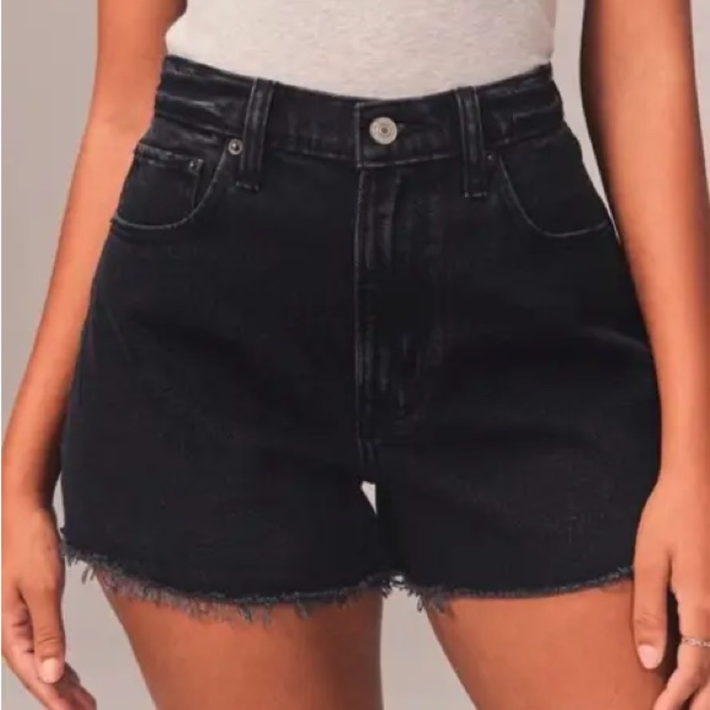 Abercrombie & Fitch Black 90s Relaxed Cutoff‎ Jean Shorts | High Rise | Sz 10